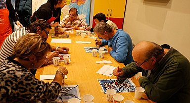 Kocaeli'nin çınarları, ellerin hikayesini sanatla anlattı