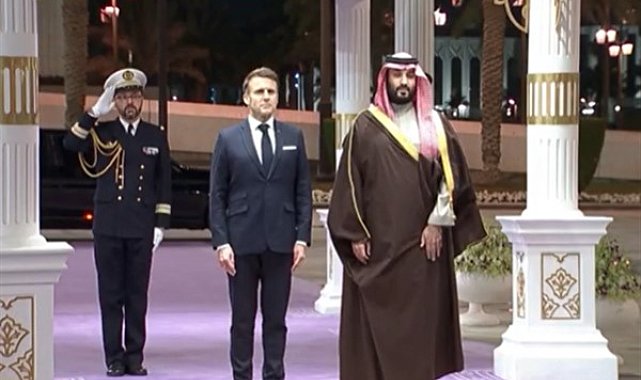Macron ve bin Salman Lübnan'da devlet başkanlığı seçimi istedi