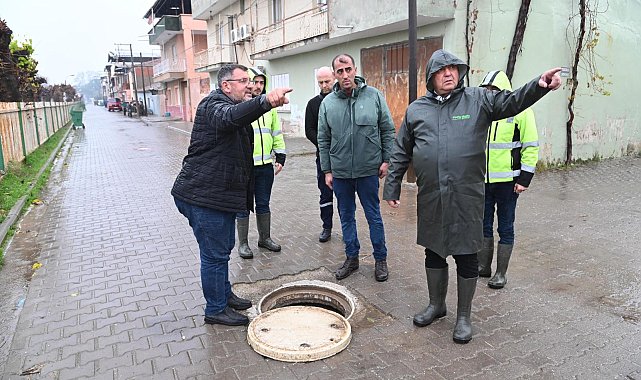 Manisa Büyükşehir Belediyesi ve MASKİ ekipleri şiddetli yağışa karşı sahada