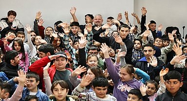 Menemen'de özel çocuklarla çok özel kutlama