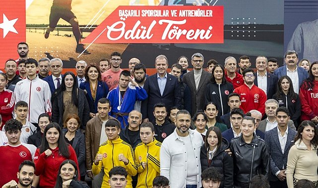 Mersin'de Başarılı Sporcular ve Antrenörler Ödül Töreni düzenlendi