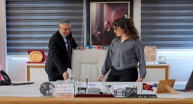 Öğrencilerden Başkan Topaloğlu'na teşekkür ziyareti