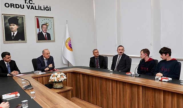 Ordu Valisi Erol, Bilimsel Yarışmalarda başarılı olan öğrencileri kutladı