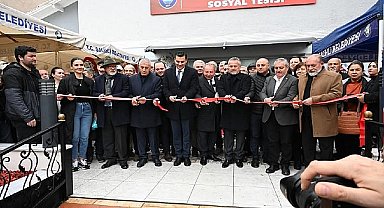 Salihli Belediyesi Ata Evi Emekliler Sosyal Tesisi Sağlık Mahallesi Fevzipaşa Caddesi No: 56'da Hizmete Açıldı