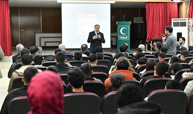 Şanlıurfa Valisi Şıldak, gençlere bağımlılığın zararlarını anlattı