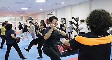 Seferihisar'da kadınlar “Öz Savunma