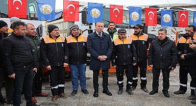 Sivas Belediyesi, kış aylarında şehir içi ulaşımın aksamaması adına 65 araç ve 255 personel ile 7 gün 24 saat görev yapıyor.