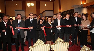 Tarihi ayakkabı kültürü “Adımların öyküsü