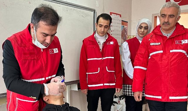 Türk Kızılay Elazığ Şubesi’nden öğrencilere diş sağlığı eğitimi