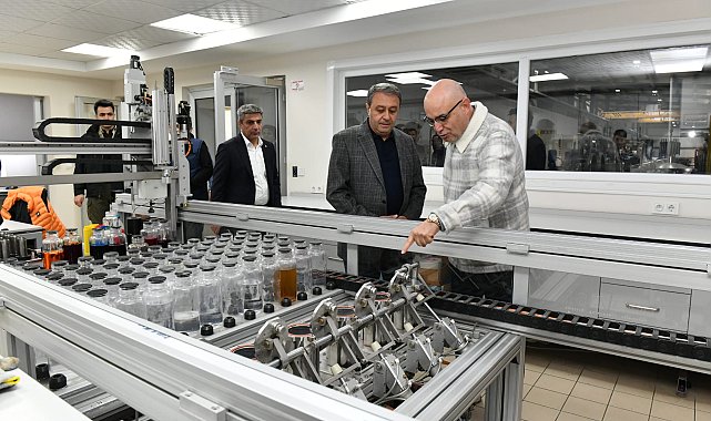 Vali Şıldak, fabrika ve işletmeleri ziyaret etti