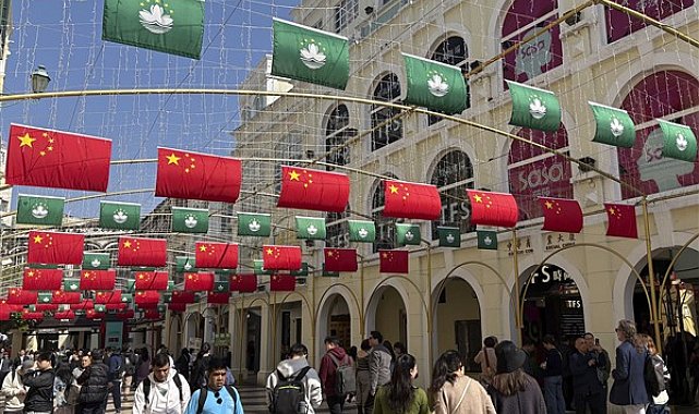 Xi, Makao'da idare, yasama ve yargı organlarının temsilcilerini kabul etti