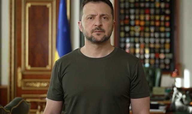 Zelenski: Denizlerimiz Rusya'nın sebep olduğu bir başka çevre felaketiyle karşı karşıya