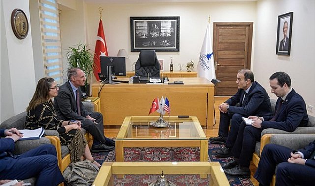 ABD ile İzmir arasında diplomatik görüşme