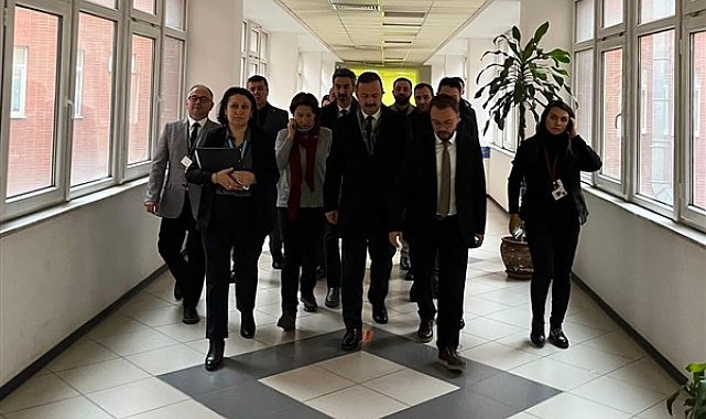 Ağıralioğlu, Kartalkaya’daki yangın yaralanan vatandaşları ziyaret etti