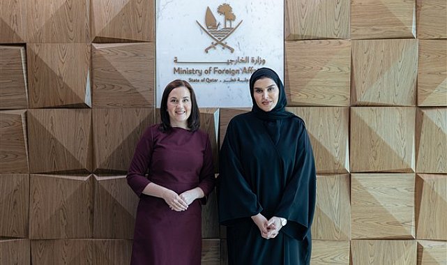 Al Misnad, Finlandiya Sosyal Güvenlik Bakanı Laasonen ile görüştü