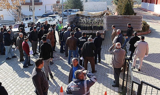 Antalya Büyükşehir Belediyesi kar marjı yüksek su ihtiyacı düşük ürünleri çiftçiyle buluşturuyor