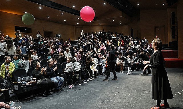 AŞT'den çocuklara tiyatro dolu tatil