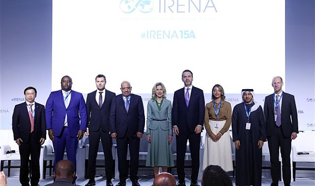 Bakan Bayraktar, IRENA 15. Genel Kurulu kapsamında görüşmelerini sürdürüyor