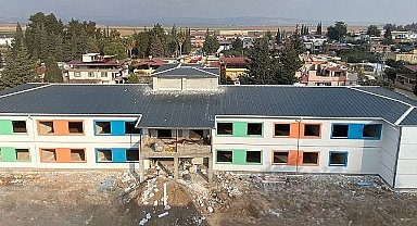 Başkan Büyükakın, son halini paylaştı: Hatay'daki okulun kabası bitti, ince işçiliği başladı