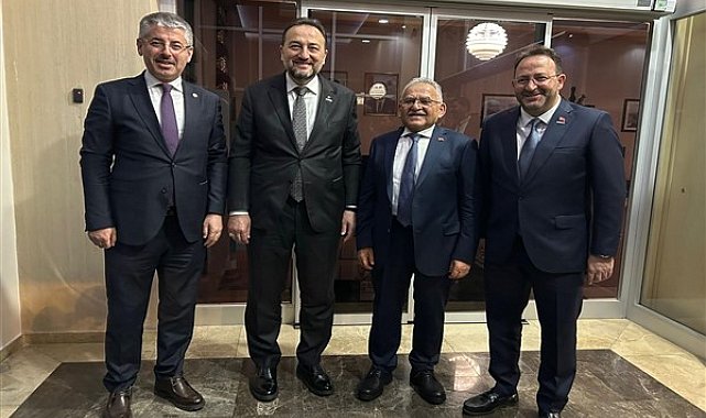 Başkan Büyükkılıç MÜSİAD'dan ödül aldı