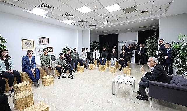 Başkan Çebi Gençlere Kulak Verdi: Sorular, Öneriler, Projeler Konuşuldu