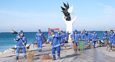 Başkan Çerçioğlu Kuşadası'nda Çevre Bakım Çalışmalarını Sürdürüyor