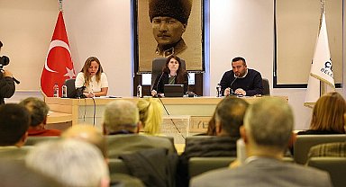 Başkan Denizli: “Ortak akılla Çeşme'ye dair fikirleri ortaya koymak için çalışıyoruz