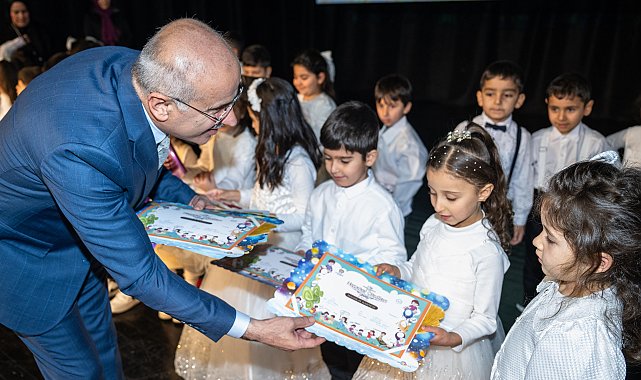 Başkan Er, Nezaket Okulları İlk Karnem Etkinliği Programı'na katıldı