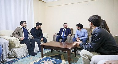 Başkan Görkem Duman'dan öğrenci evine ziyaret