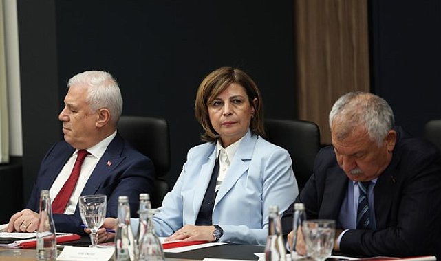 Başkan Ünlüce: Memleketimiz için birlik içinde çalışıyoruz