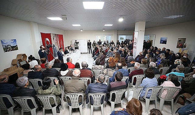 Başkan Ünsal, Karşıyaka'yı halkla birlikte yönetiyor
