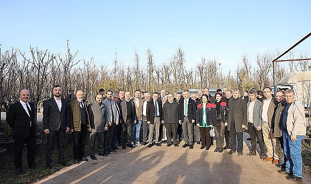Belediye Başkanı Tahir Büyükakın'dan çağrı var: “Topraktan kopmayın