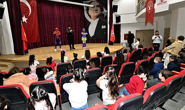 Bornova'da yarıyıl tatili çocuklar için aktivitelerle geçti