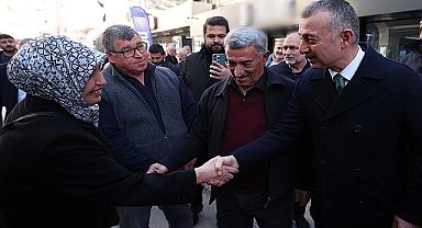 Büyükakın'dan İzmit'te esnaf turu