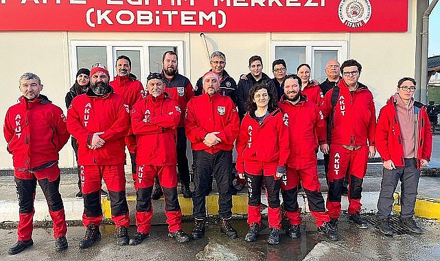 Büyükşehir İtfaiyesi'nden AKUT'a eğitim