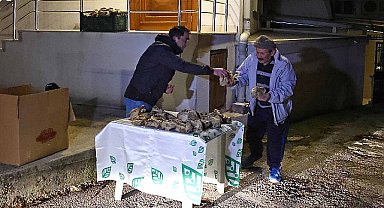 Çankaya Belediyesi'nden 3 noktada kandil simidi ikramı