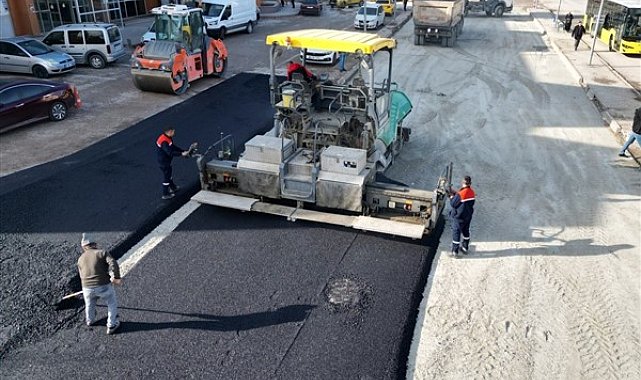 Çankırı Belediyesi, 2024'te 21 bin ton asfalt serimi yaptı