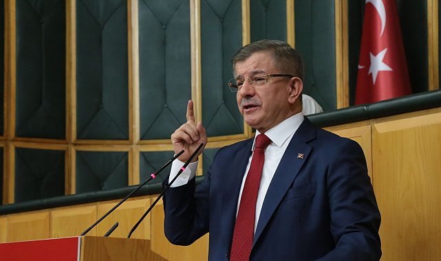 Davutoğlu: Apaçık yargı eliyle siyasete müdahaledir!
