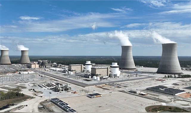 Dünya nükleer enerjiye geri dönüyor