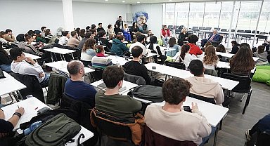 Ege Üniversitesi, Ege Bölgesi'nde 1'inci Türkiye'de 3'üncü sırada yer aldı