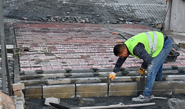 Esenyurt'ta 2 ayda 34 bin metrekare parke yol yapıldı