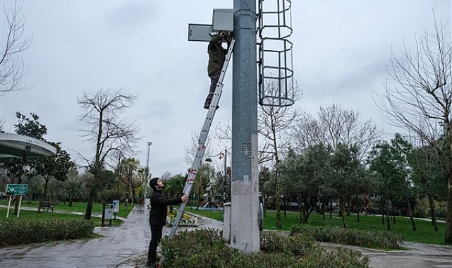 Esenyurt'ta parklara güvenlik kamerası ve ücretsiz internet altyapısı kuruluyor