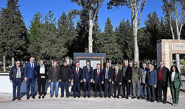 Eski Macarköy olarak bilinen Serik Gebiz'de Macar dostluk anıtı açıldı