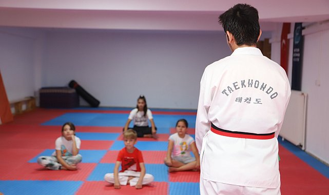 Eskişehir Büyükşehir Belediyesi, çocukları 738 farklı atölye ve etkinliklerde buluşturdu