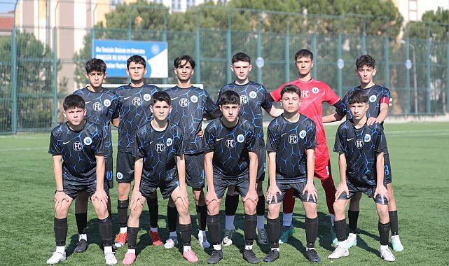 Gemlik Belediyespor Kulübü U16 Takımı, şampiyonluğunu ilan etti