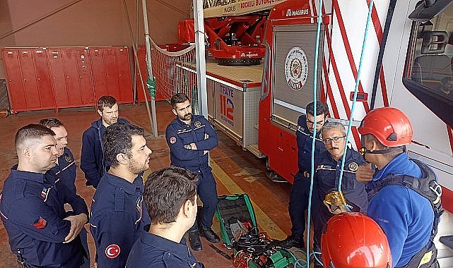İtfaiye erleri kendilerini geliştiriyor