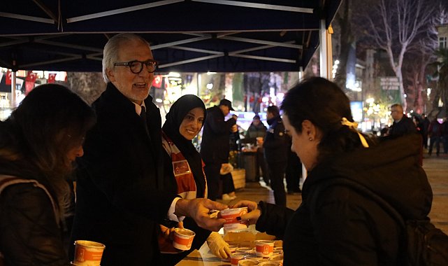 İzmit Belediyesi'nden camilerde helva ikramı