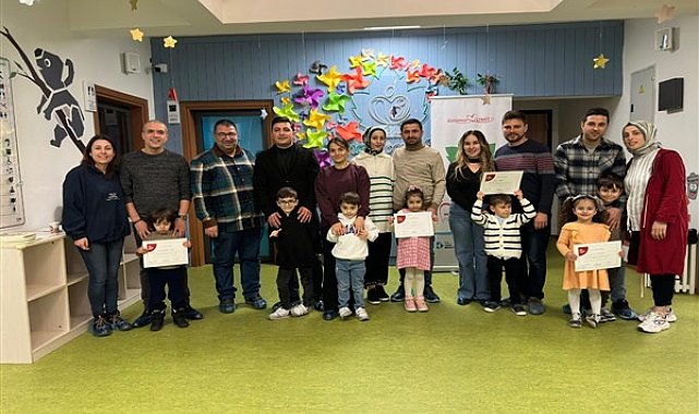 İzmit'te ‘Baba Destek Programı’ sertifikaları teslim edildi