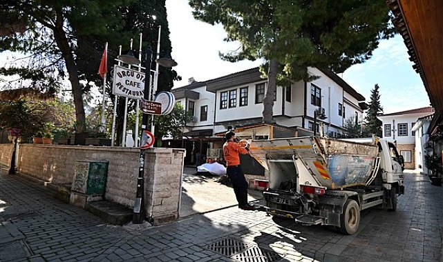 Kaleiçi’nde çöp denetiminde 113 bin lira ceza kesildi