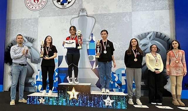 Karamanlı sporcu Latife Yade Günaştı Türkiye şampiyonu oldu